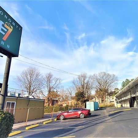 Economy 7 Inn- Newport News Kültér fotó