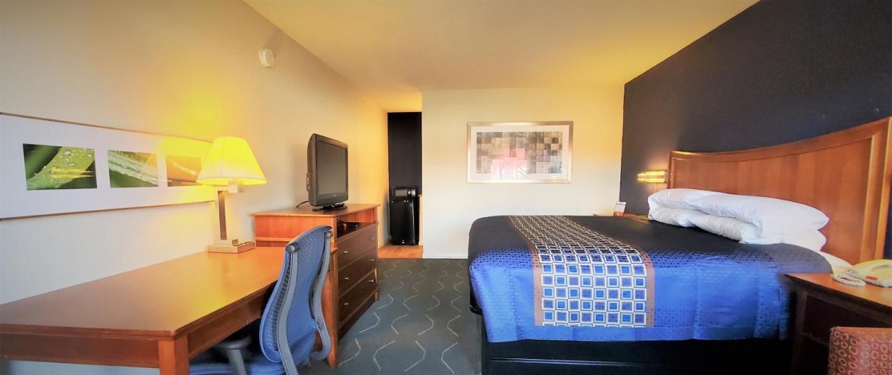 Economy 7 Inn- Newport News Kültér fotó